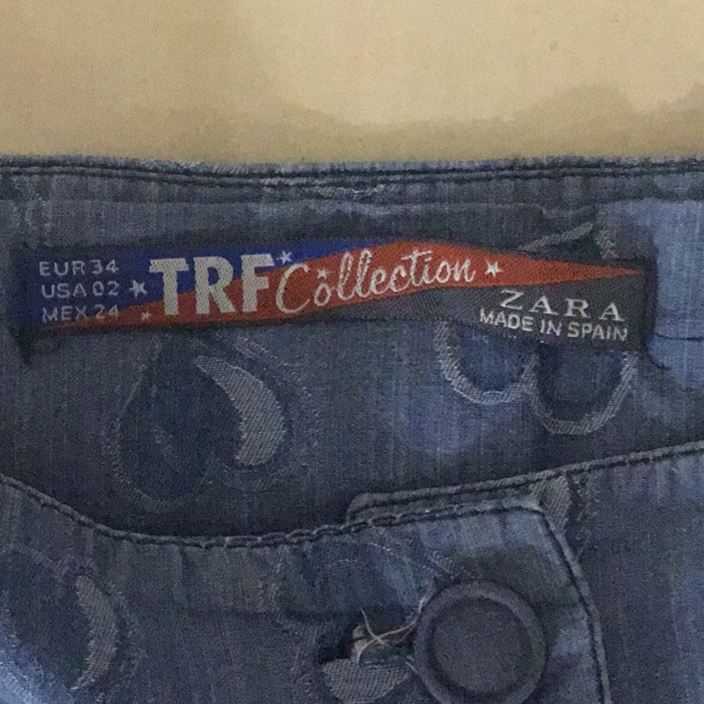 Lovely ZARA denim skirt with hearts pattern  - Picture 4 of 6